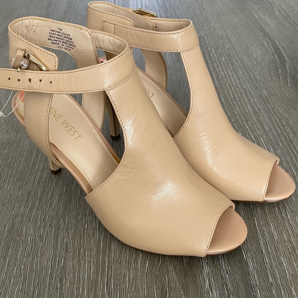 Nine West Nude Heels